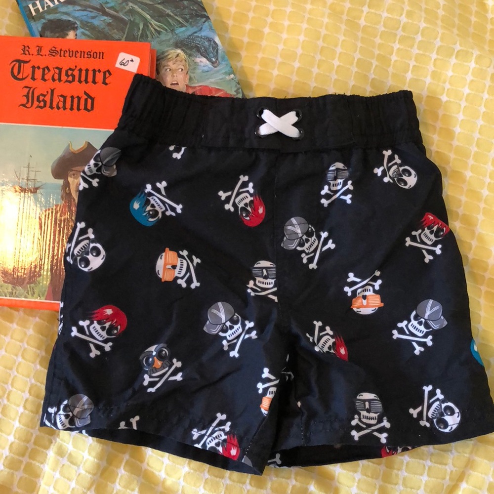 Circo Swim Trunks Skulls ☠️ 12M